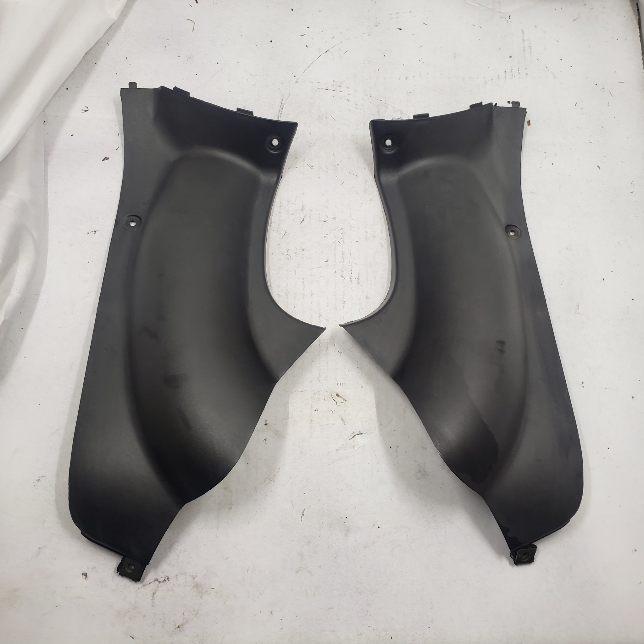 2001 YAMAHA YZF600R LEFT RIGHT INNER FRONT DUCT COVERS 4TV-2836K-00-00