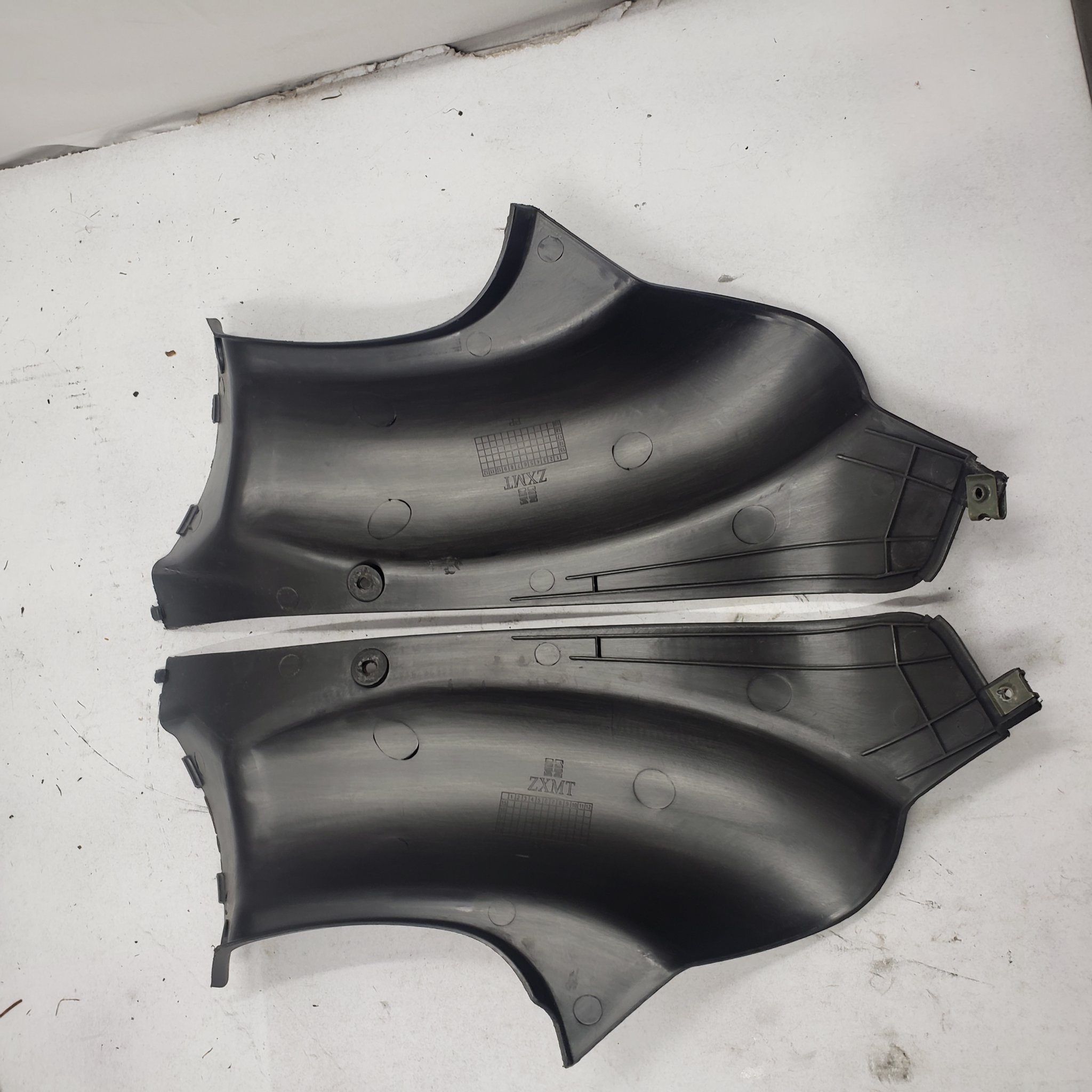 2001 YAMAHA YZF600R LEFT RIGHT INNER FRONT DUCT COVERS 4TV-2836K-00-00