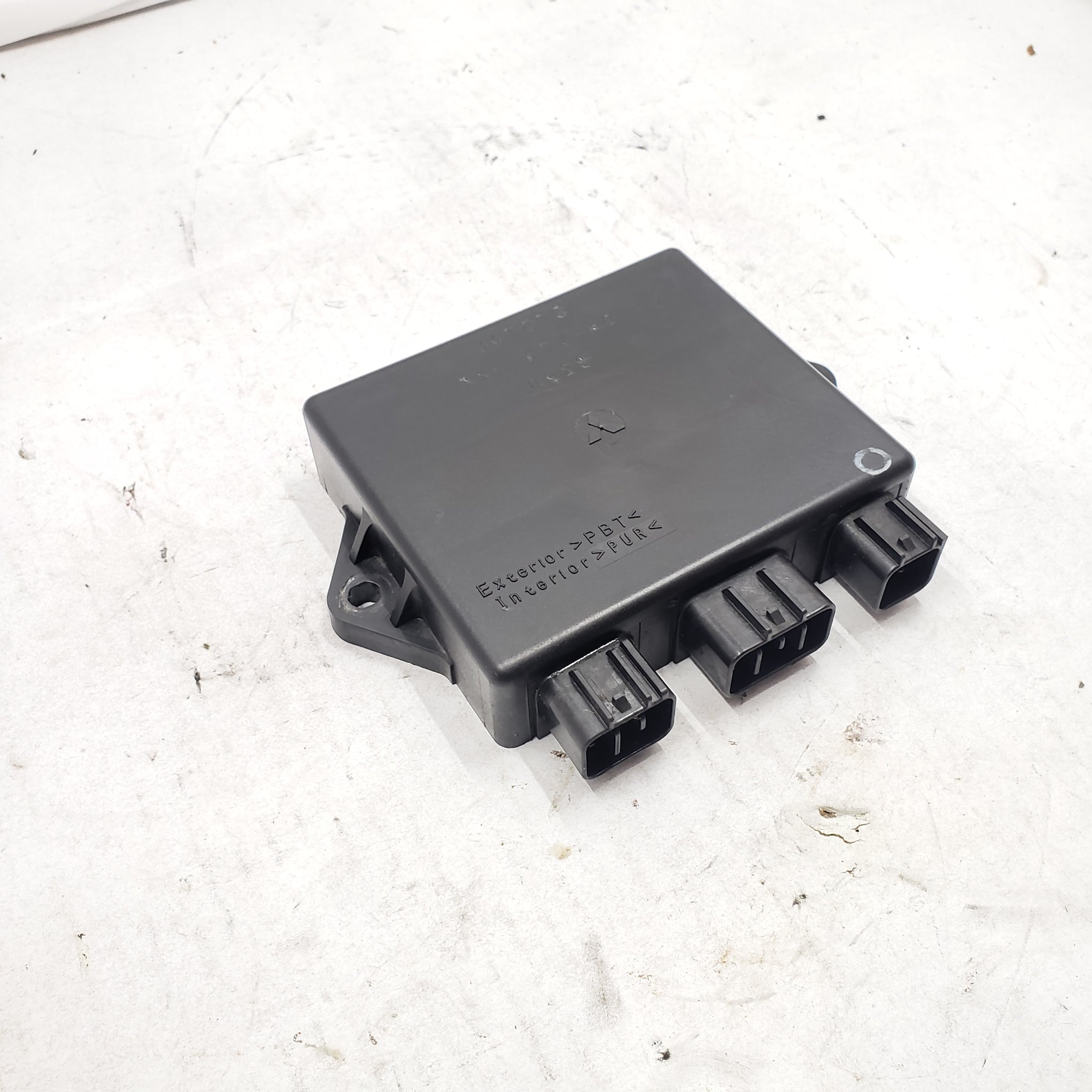 1997-2007 YAMAHA YZF600R ECU CDI IGNITOR CONTROL UNIT 4TV-82305-40-00