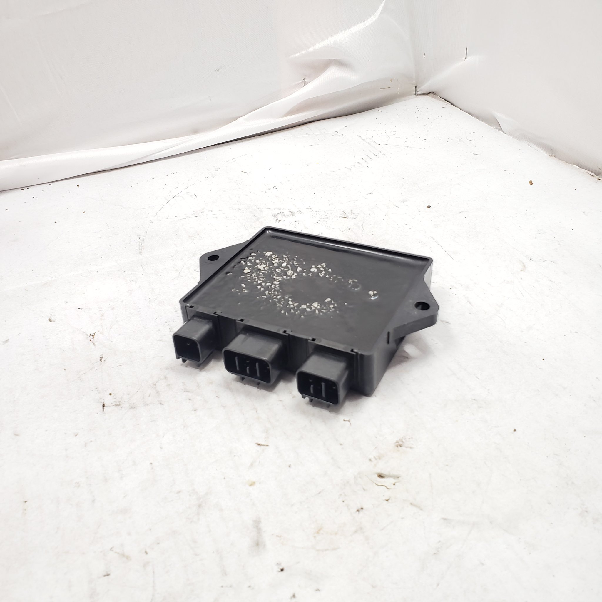 1997-2007 YAMAHA YZF600R ECU CDI IGNITOR CONTROL UNIT 4TV-82305-40-00