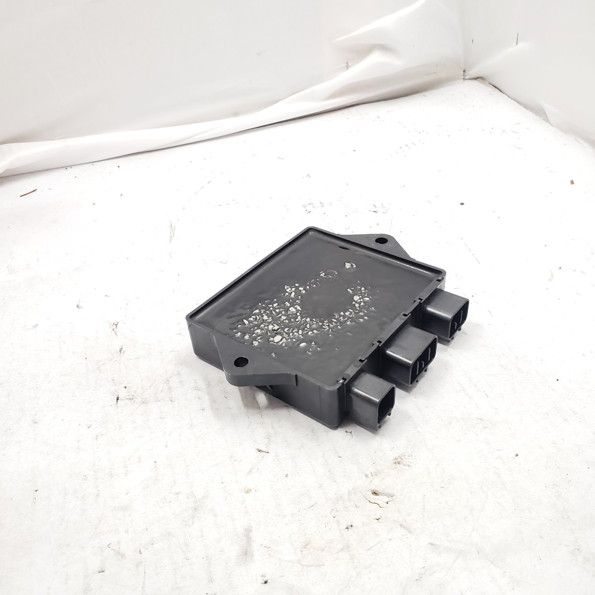 1997-2007 YAMAHA YZF600R ECU CDI IGNITOR CONTROL UNIT 4TV-82305-40-00