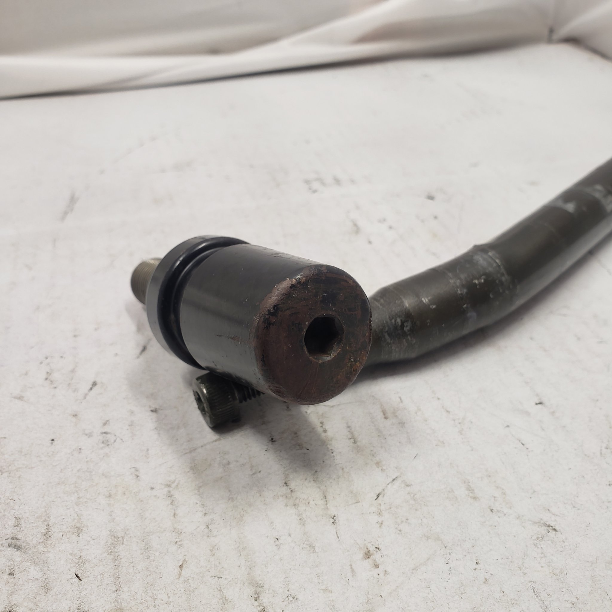 97-07 YAMAHA YZF600R RIGHT HANDLEBAR CLIP ON BRACKET END CAP OEM 4SV-26112-00-00