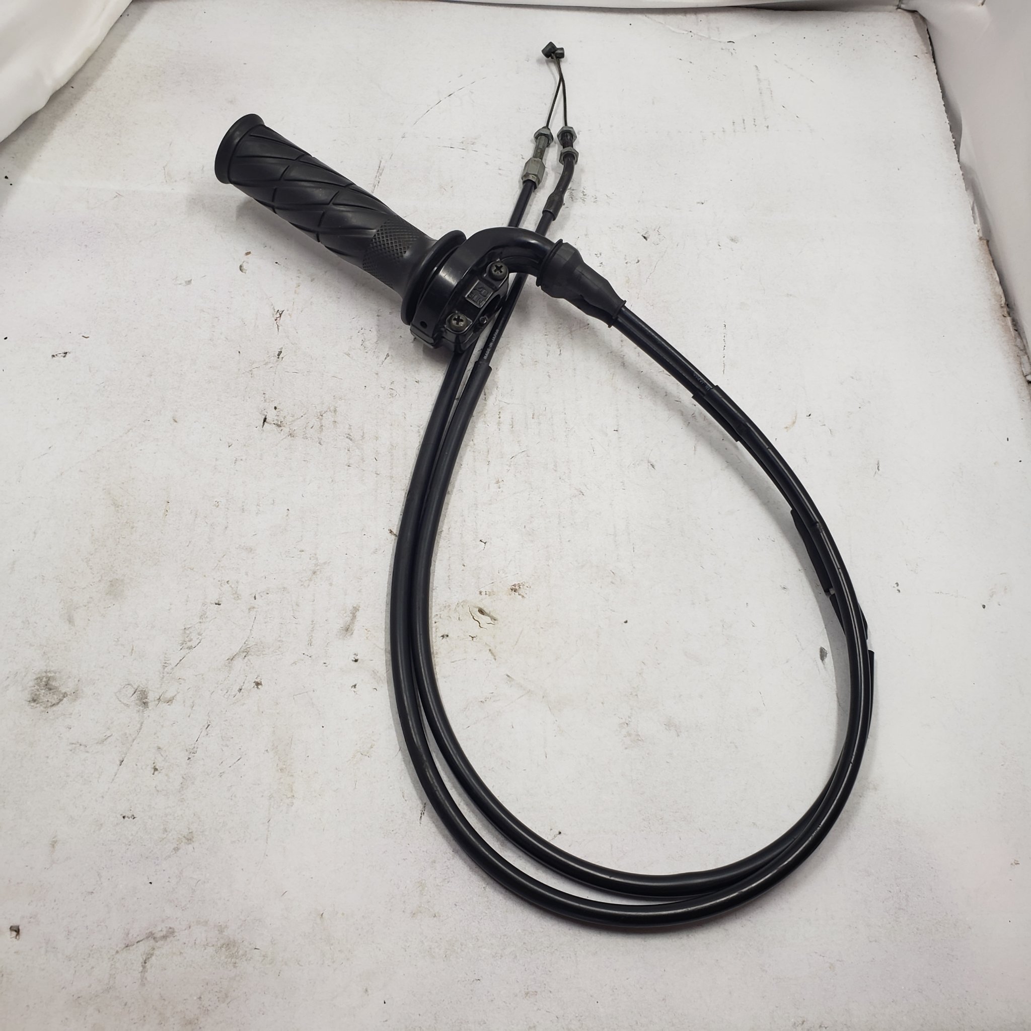 95-07 YAMAHA YZF600R OEM THROTTLE ASSEMBLY CABLES TUBE GRIP 4TV-26302-00-00