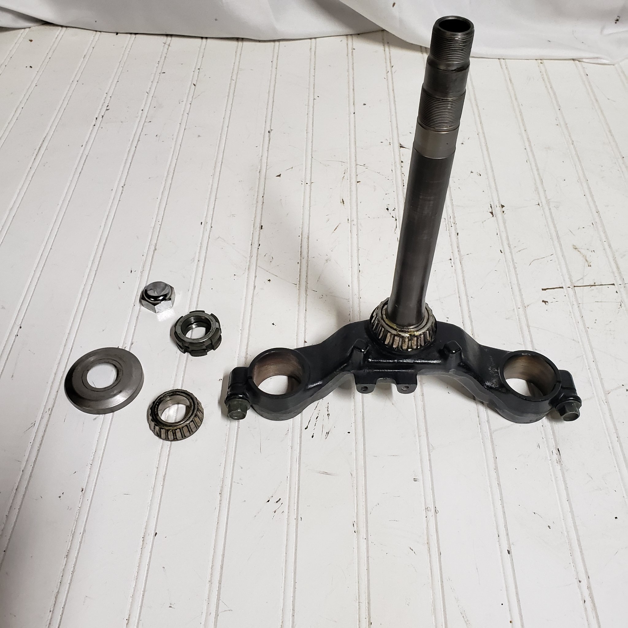 1997-2005 YAMAHA YZF600R FRONT FORKS LOWER TRIPLE TREE 4TV-23102-02-00