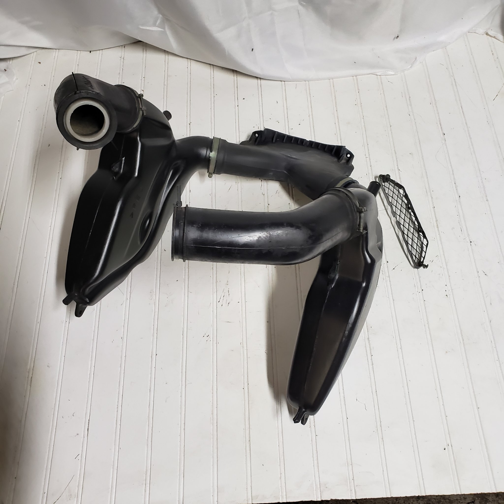 97-07 YAMAHA YZF600R RAM AIR INTAKE DUCTS TUBES WITH GRILL OEM 4TV-2838N-00-00