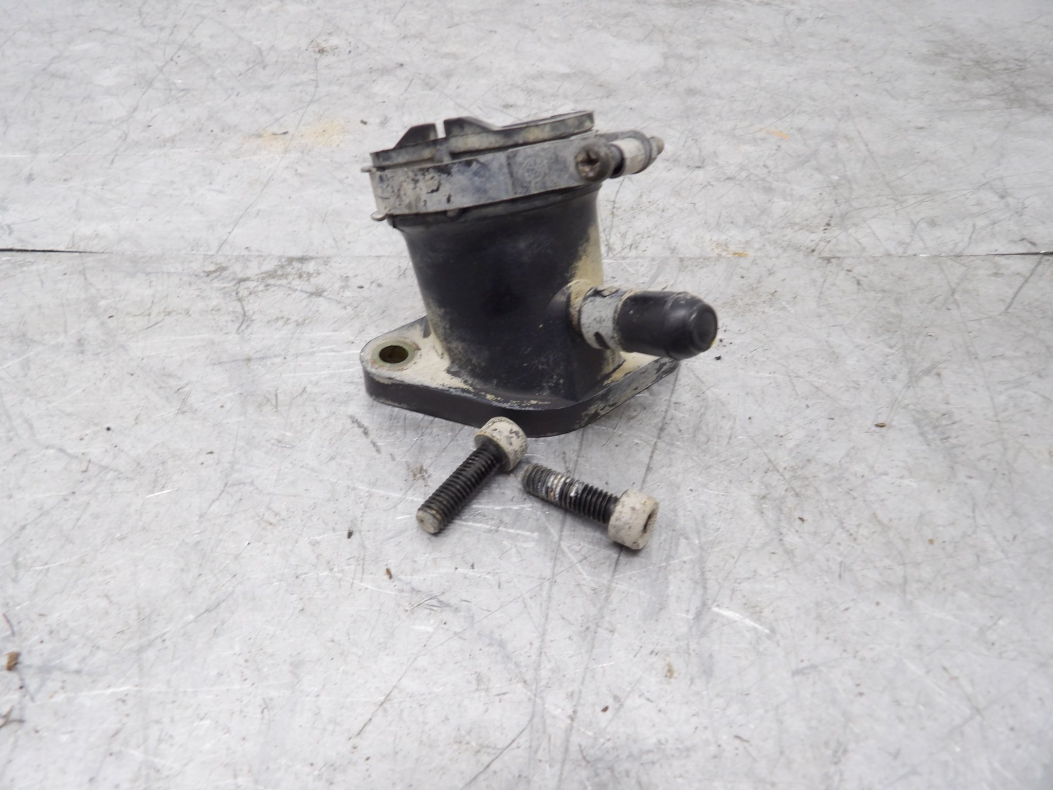 2008 Yamaha TTR125E Carburetor Intake Manifold Joint Boot OEM 5HP-13586-00-00