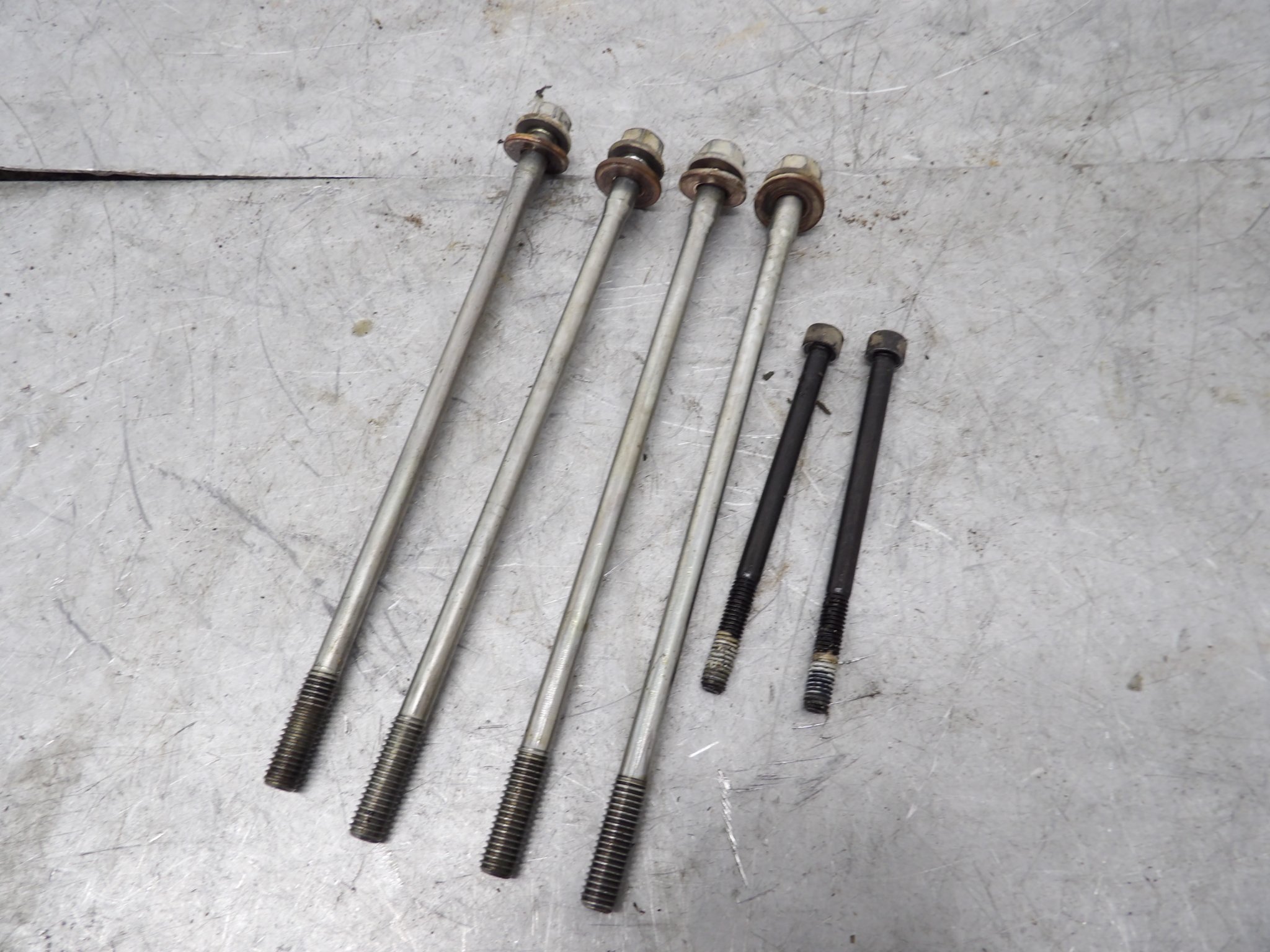 2008 Yamaha TTR125E Engine Cylinder Head Bolt Stud Cylinder Top 90105-08724-00