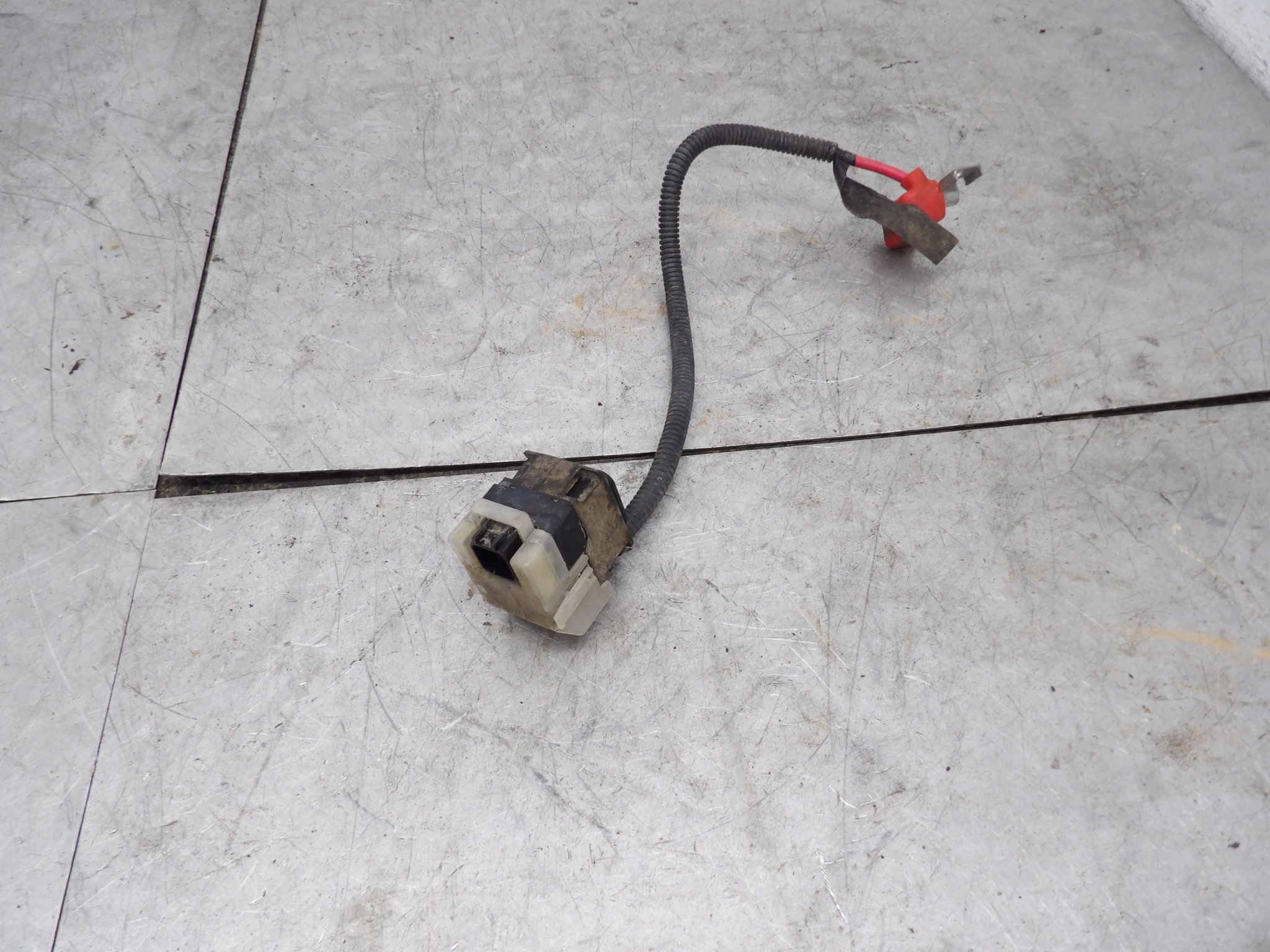 2004 Suzuki Quadsport Z250 LTZ250 OEM Starter Motor Solenoid Relay 31800-47E00