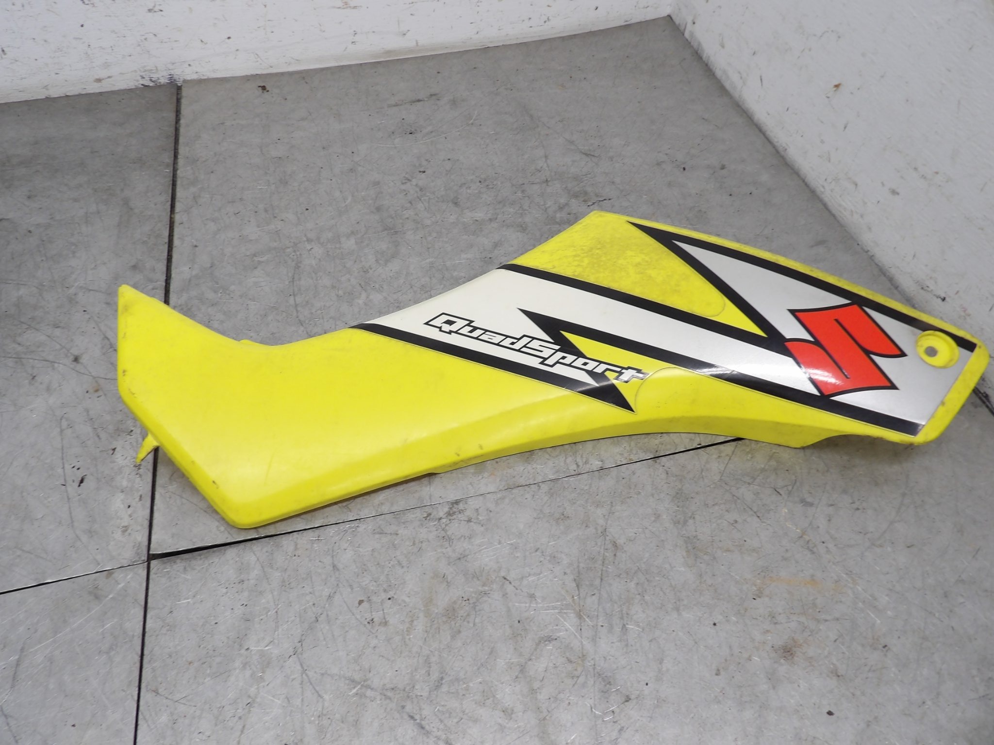 2004 Suzuki Quadsport Z250 LTZ250 Right Side Body Panel Fender 53112-21G01-YU1