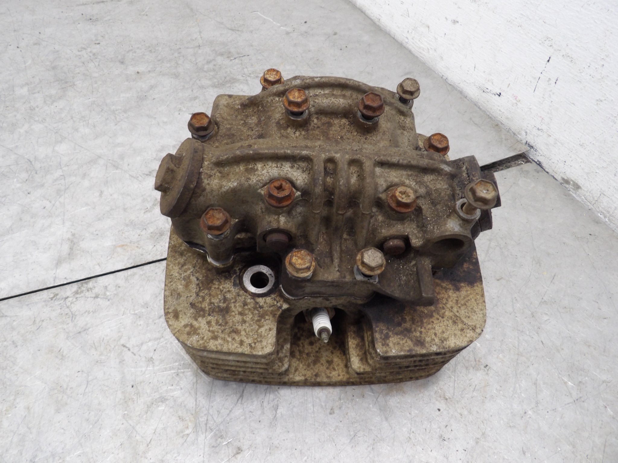 2004 Suzuki Quadsport Z250 LTZ250 2X4 OEM Cylinder Head Valve Cover 11100-05G00