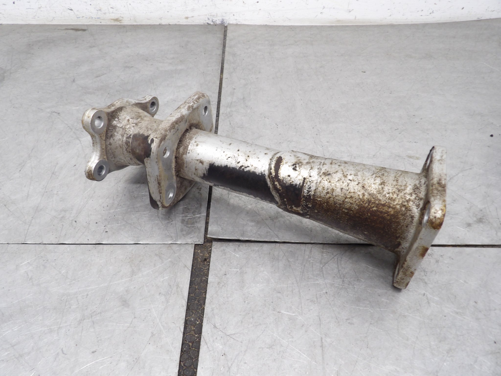 2004 Suzuki Quadsport Z250 LTZ250 Rear Axle Bearing Carrier 61300-21G00-YD8