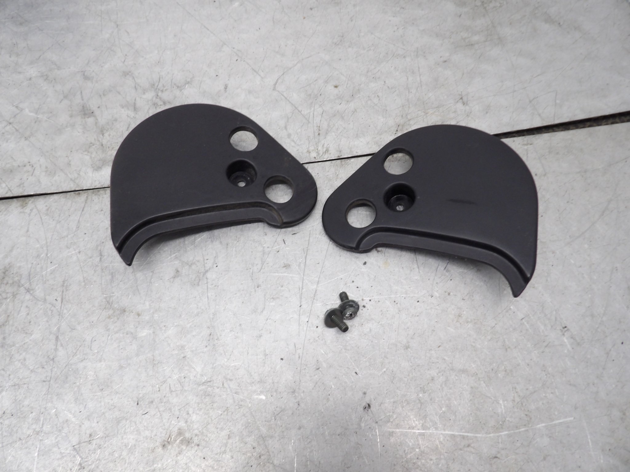 2006 Yamaha Royal Star Venture Plastic Frame Side Cover Set Pair with Hardware